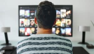 Die jüngeren Zuschauer bevorzugen Bewegtbild-Inhalte von Videoplattformen und Video-on-Demand-Anbietern.